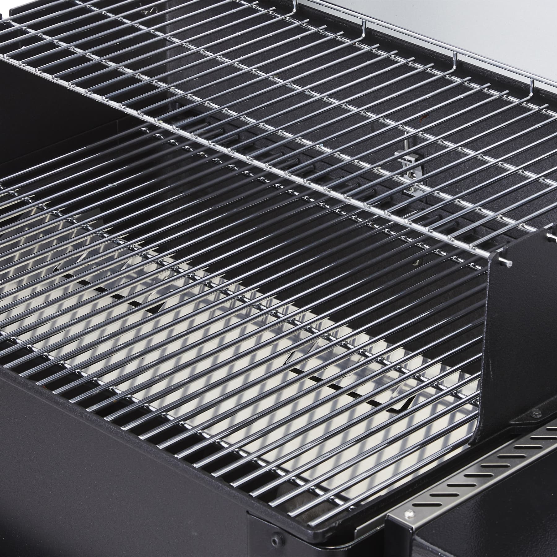 Weber Grills Searwood 600 24-Inch Wi-Fi Enabled Wood Fired Pellet Grill - Black thumbnail 9