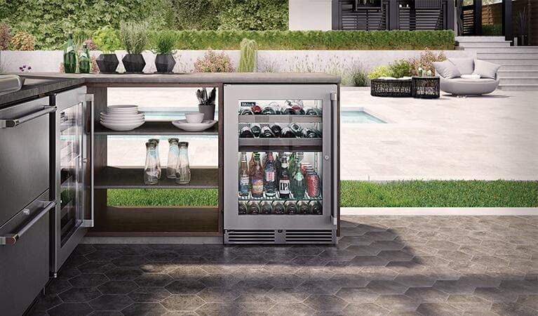 Perlick 24-Inch Signature Series Stainless Steel Glass Door Outdoor Dual-Zone Refrigerator/Wine Reserve - Right Hinged thumbnail 3