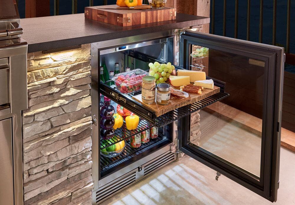 Perlick 24-Inch Signature Series Marine Grade Stainless Steel Glass Door Outdoor Refrigerator - Right Hinged thumbnail 4