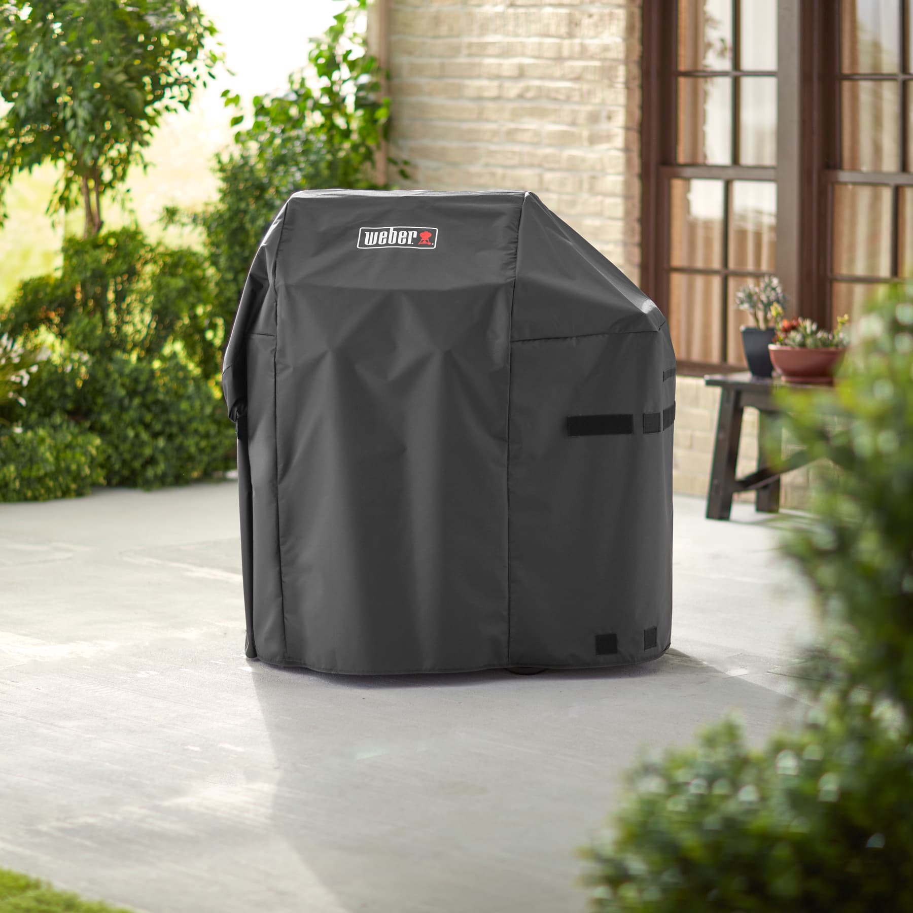 Weber Grills Premium Grill Cover For Spirit 200 & Spirit II 200 Series Grills thumbnail 3