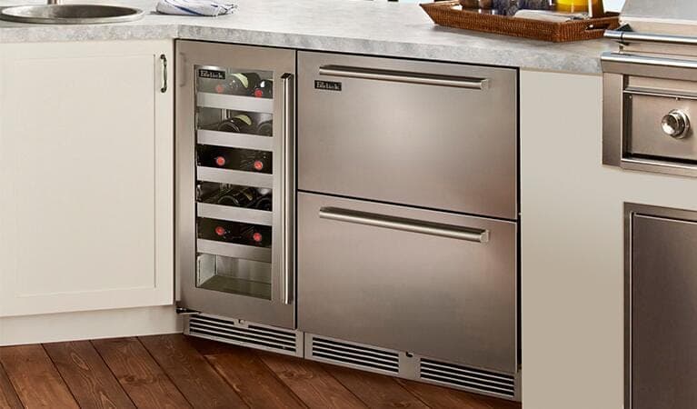 Perlick 15-Inch Signature Series Stainless Steel Glass Door Outdoor Wine Reserve - Left Hinged thumbnail 2