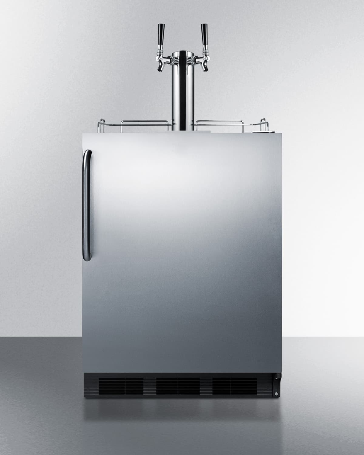 Summit Commercial 24-Inch 5.5 Cu. Ft. ADA Compliant Stainless Steel Outdoor Kegerator