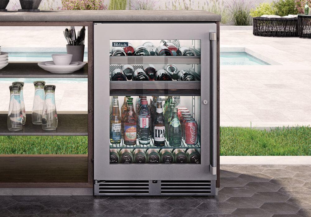 Perlick 24-Inch Signature Series Marine Grade Stainless Steel Glass Door Outdoor Beverage Center w/ Door Lock - Right Hinged thumbnail 3