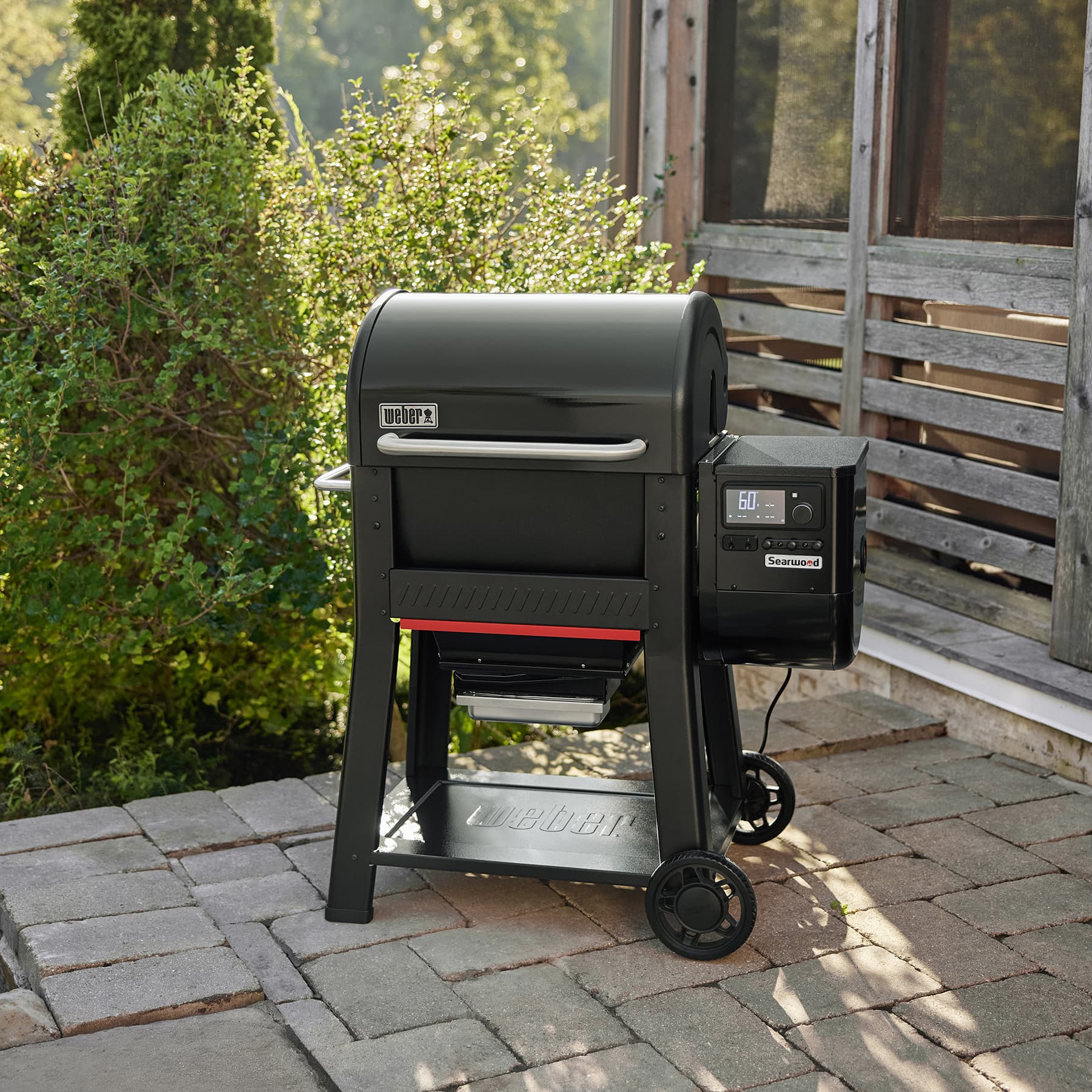 Weber Grills Searwood 600 24-Inch Wi-Fi Enabled Wood Fired Pellet Grill - Black thumbnail 5