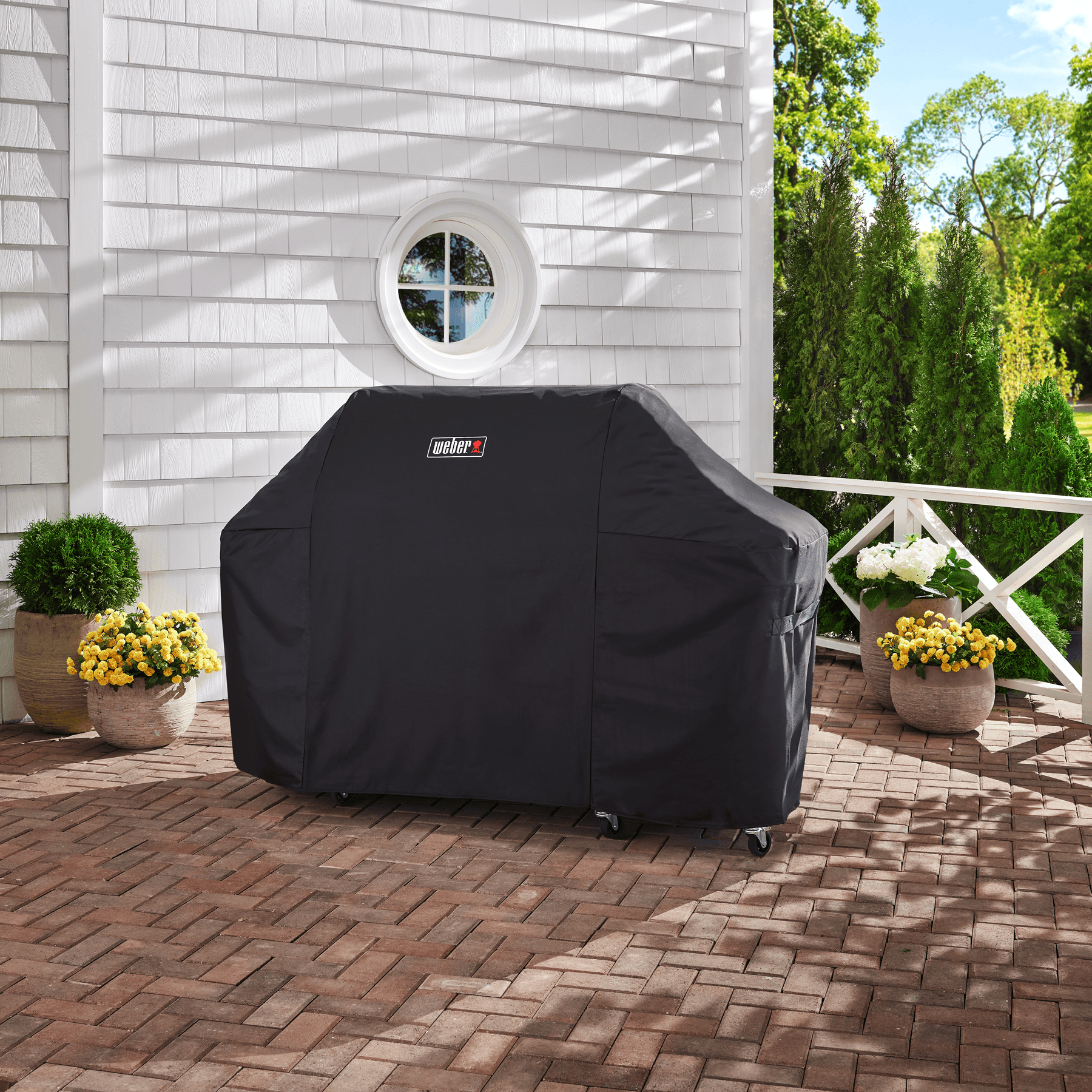 Weber Grills Premium Grill Cover for Summit 5-Burner and 6-Burner Gas Grill thumbnail 2
