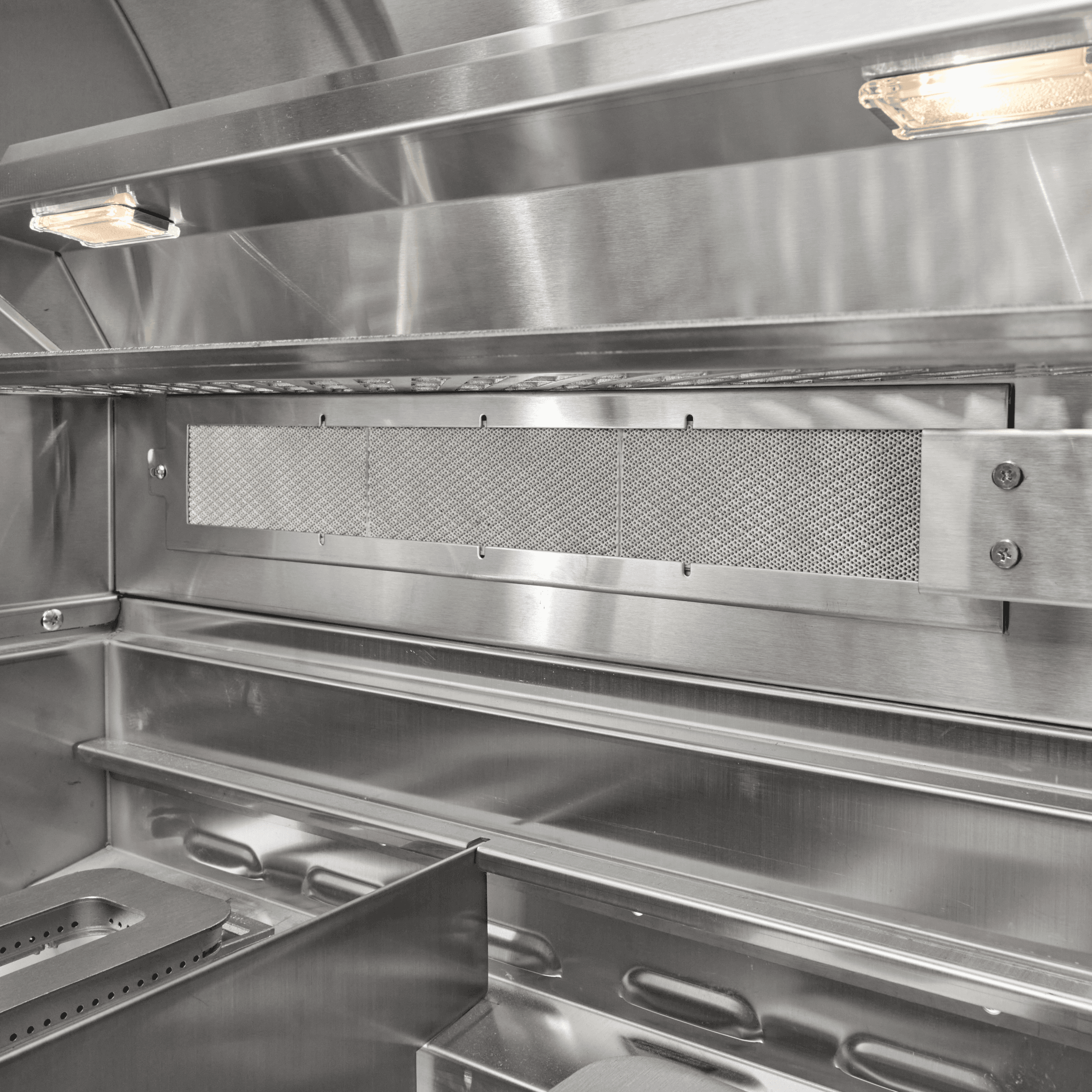 Coyote Sl Series 4 Burner Built-In Gas Grill Rapidsear Infrared Burner and Rotisserie thumbnail 3